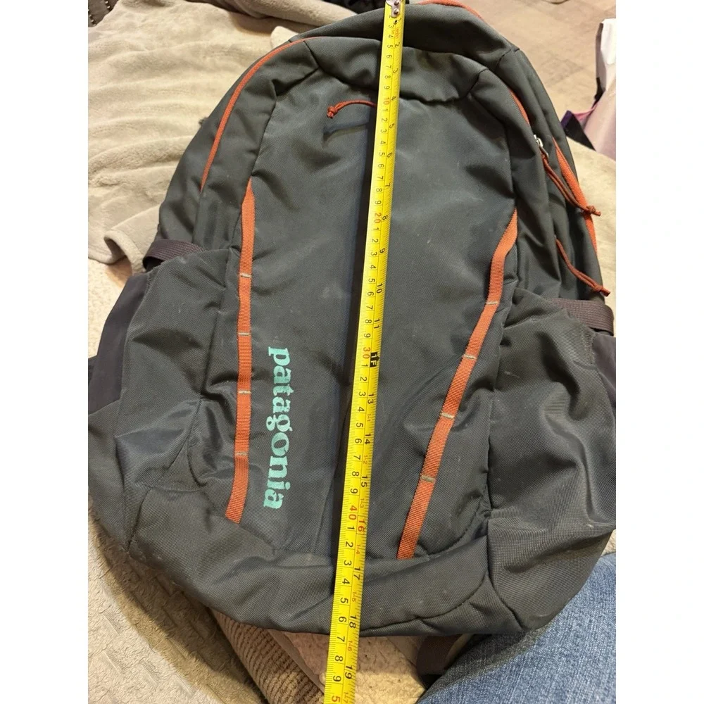 Patagonia Refugio Daypack 28L Backpack Gray Orange Outdoor Hiking Travel Bag